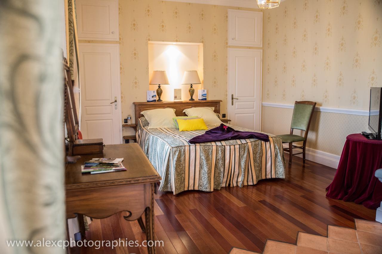 Bed and Breakfast Domaine De La Rocque à Liorac-sur-Louyre Extérieur photo