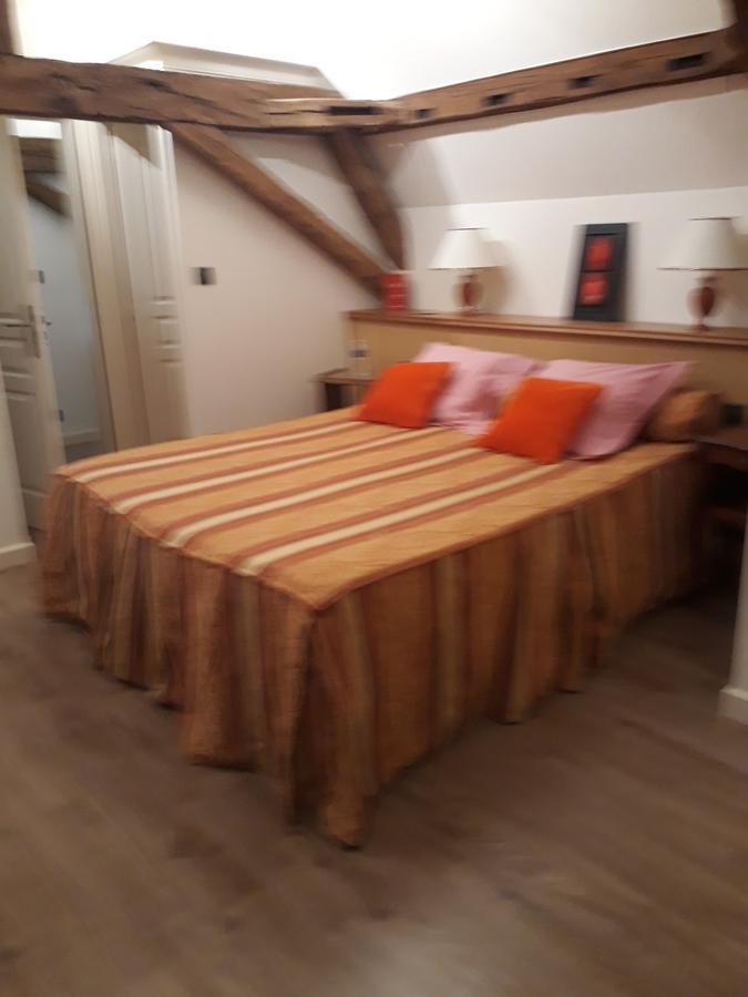 Bed and Breakfast Domaine De La Rocque à Liorac-sur-Louyre Extérieur photo